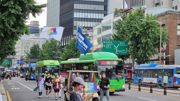 서울에서 성소수자 행사를 진행하고 있다. ('다움' 제공)