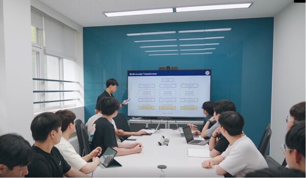 PNU students taking a lecture on AI. [Provided by PNU]