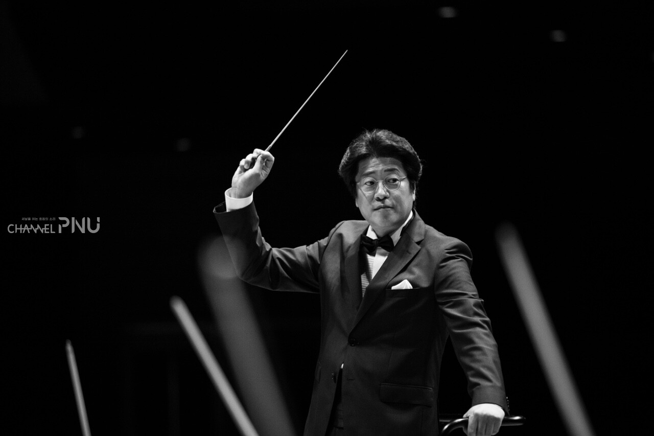 Conductor Seo Hee-Tae [Provided by See Her-Tae]