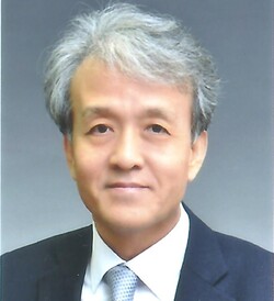          안홍배(지구과학교육) 명예교수