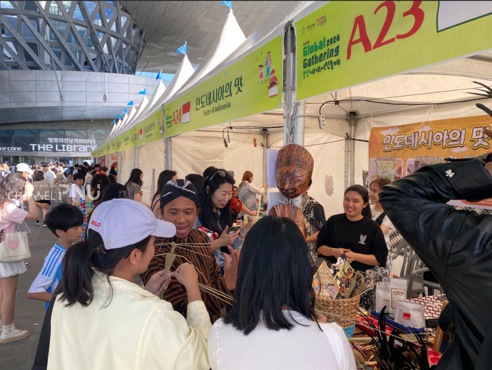 The 19th Busan Global Gathering held at the Cinema Center on May 18th last year. [provided by the Busan Global City Foundation]